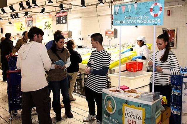 Promotores para stands en centros comerciales de Baracaldo, Vizcaya