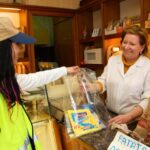 Sampling o reparto de muestras publicitarias en Tolosa, Guipúzcoa